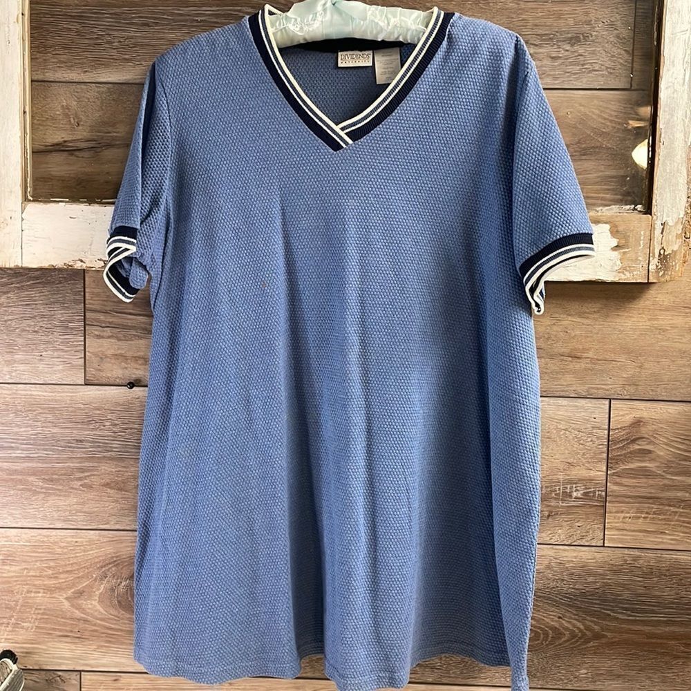 DIVIDENDS Maternity Top, Size Medium, Blue